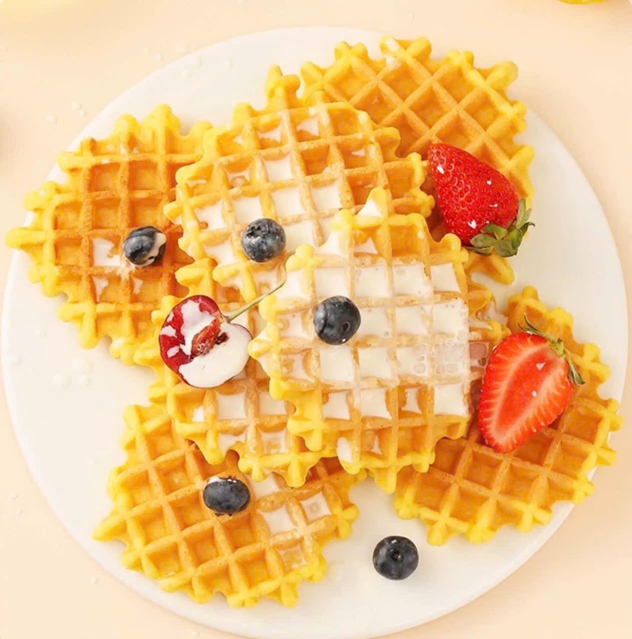 Bánh bông lan hình Waffle nguyên vị